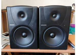 mackie-mr8-3574456