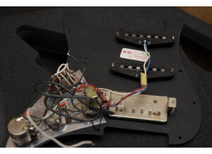 Fender Pickguard Loaded