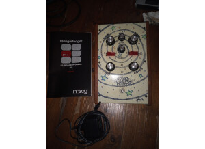 Moog Music MF-103 12-Stage Phaser (35711)