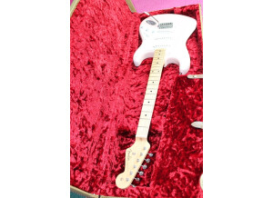 Strat Pink f3