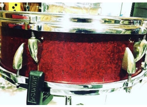 5C2AAA65-B5DD-4A7E-9497-1E13EE30D911