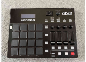 Akai Professional MPD226 (26514)