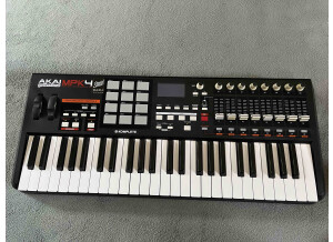 Akai Professional MPK49 (711)