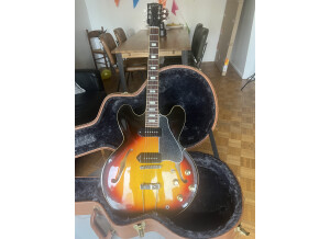 Gibson ES-330 (2018)