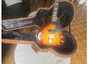 Gibson ES-330 (2018)