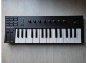 Native Instruments Komplete Kontrol M32 (62872)