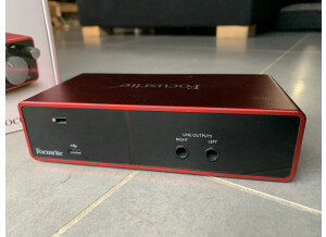 Focusrite Scarlett 2i2 G3 (80676)