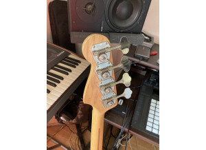 Fender Marcus Miller Jazz Bass (1250)