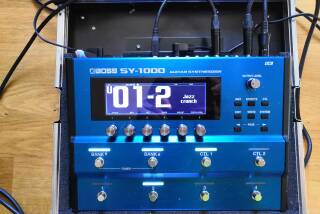 Boss SY-1000