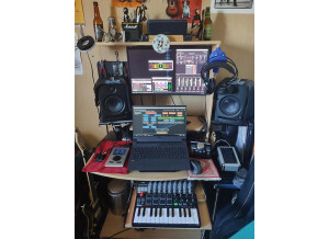 Glorious DJ Sound Desk Compact (82458)