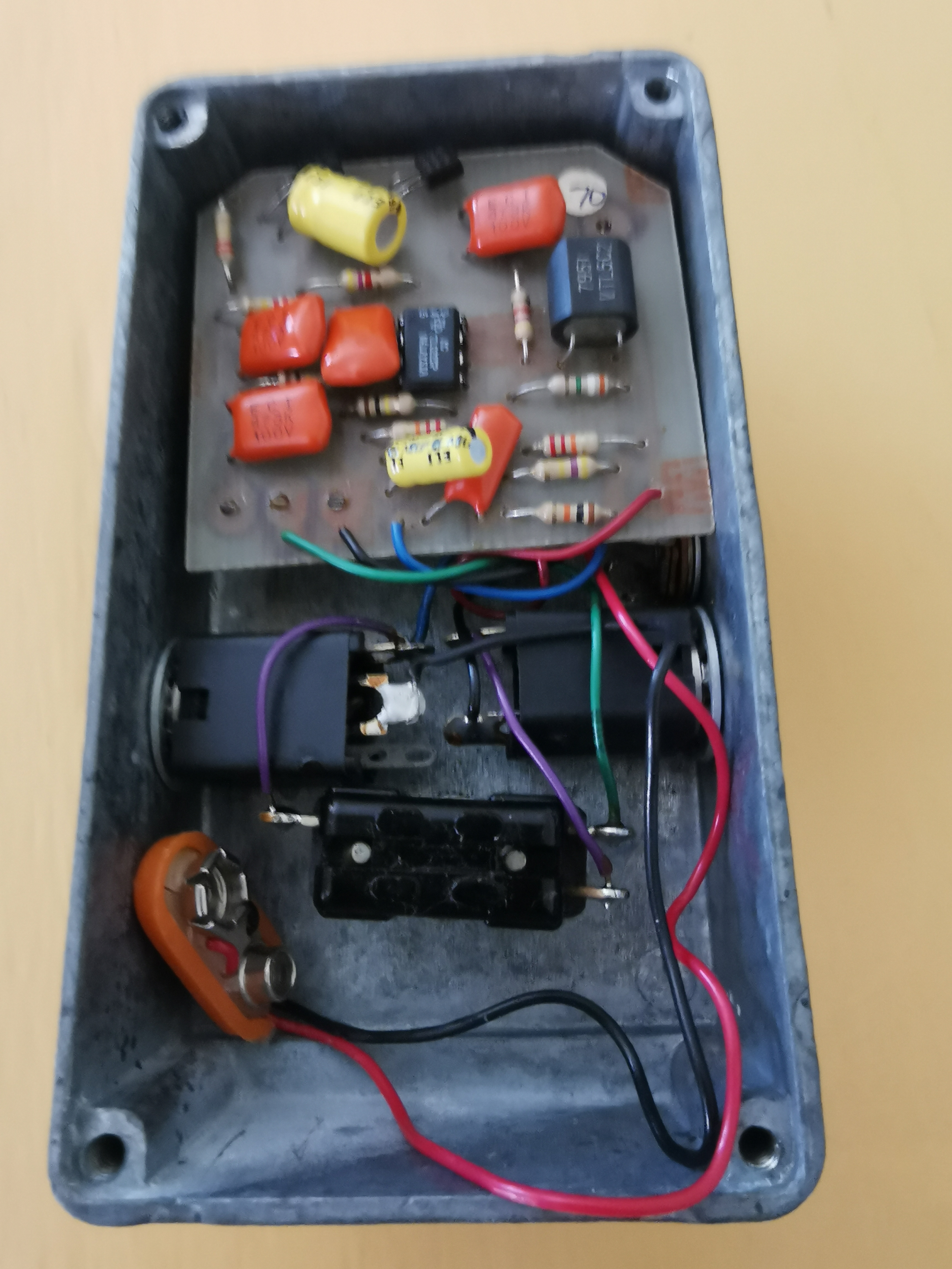 4 (4)