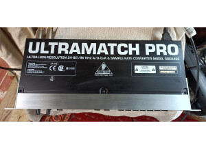 Behringer Ultramatch Pro SRC2496 (32166)
