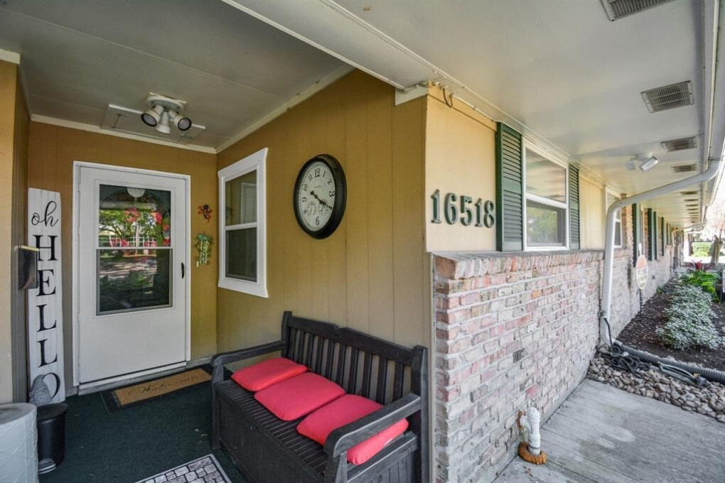 5658377.jpg 5658377.jpg