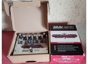 Akai Professional Deluxe Distortion (15671)