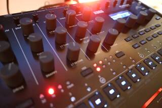 Korg Drumlogue
