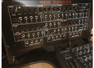 Analogue Solutions Red Square (47127)