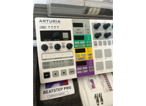 Arturia BeatStep Pro (24417)