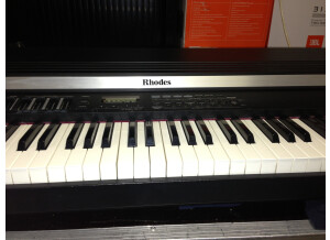 Roland RHODES MK 80 (14656)