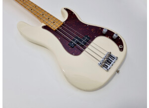 Fender American Professional II Precision Bass (99580)