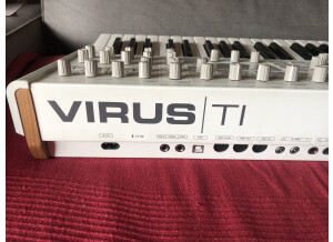 Access Music Virus TI2 Polar