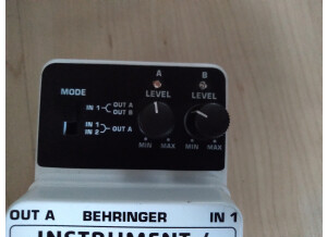 Behringer Guitar/Amp Selector AB100 (44396)