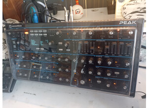 Novation Peak (76376)