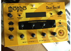 Dave Smith Instruments Mopho (82147)