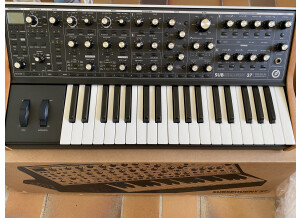 Moog Music Subsequent 37 (77550)