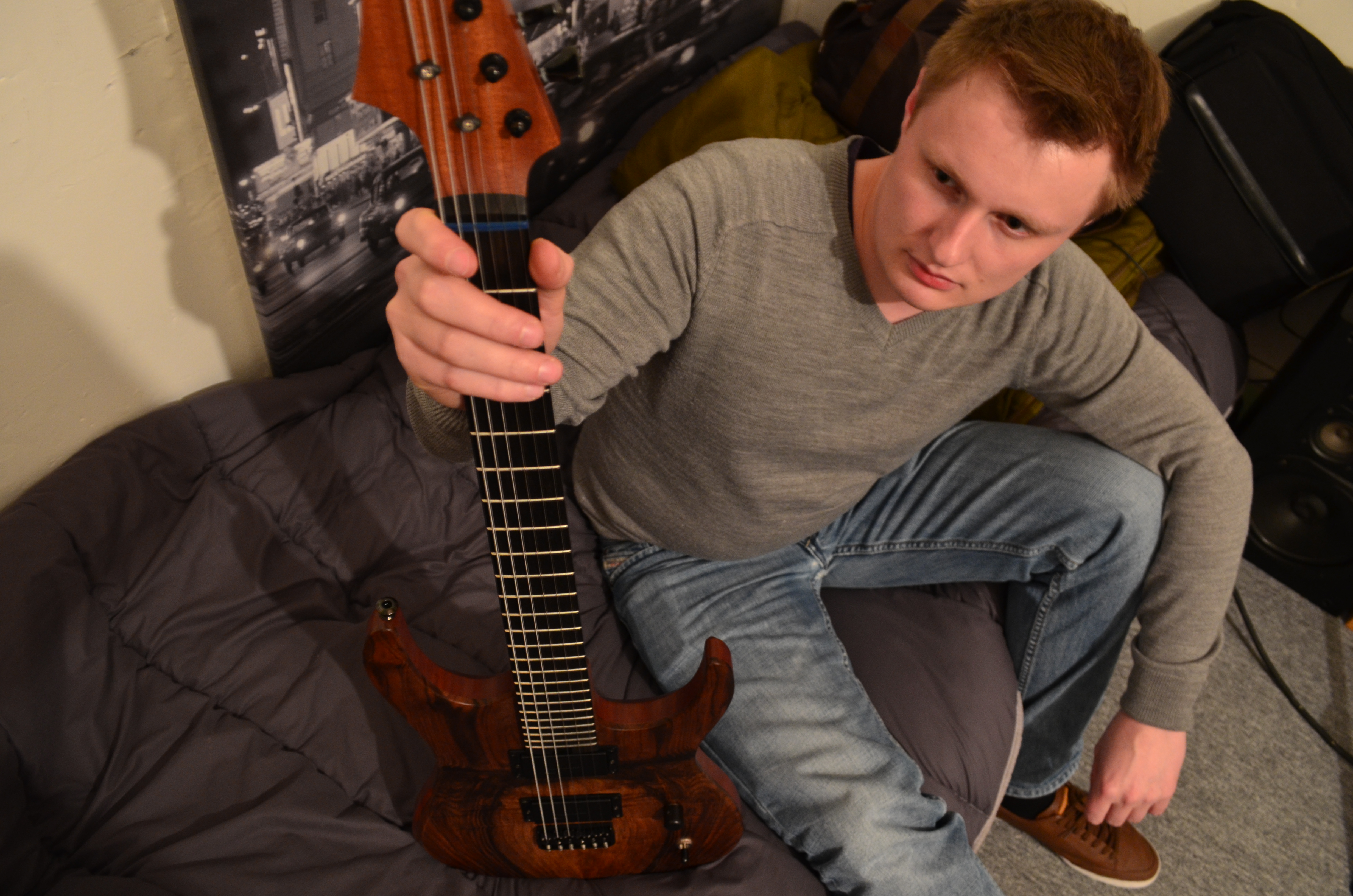 Hufschmid Guitars H6 Grafted Walnut top