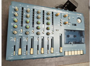 Tascam Portastudio 414 MkII (15555)