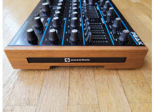 Novation Peak (27789)