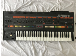 Roland Jupiter-8 (49770)