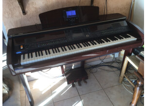 Yamaha Clavinova CVP-405