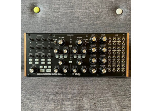 moog-subharmonicon