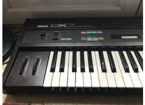 Yamaha DX7 (7913)