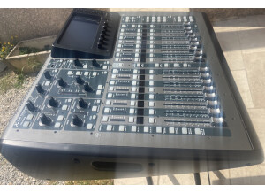 Behringer X32 Compact (73660)