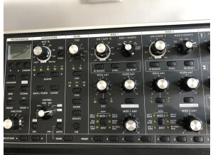 Moog Music SUB 37 (68978)