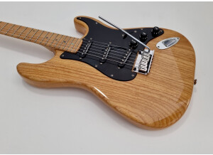 Fender Special Edition Lite Ash Stratocaster (43339)