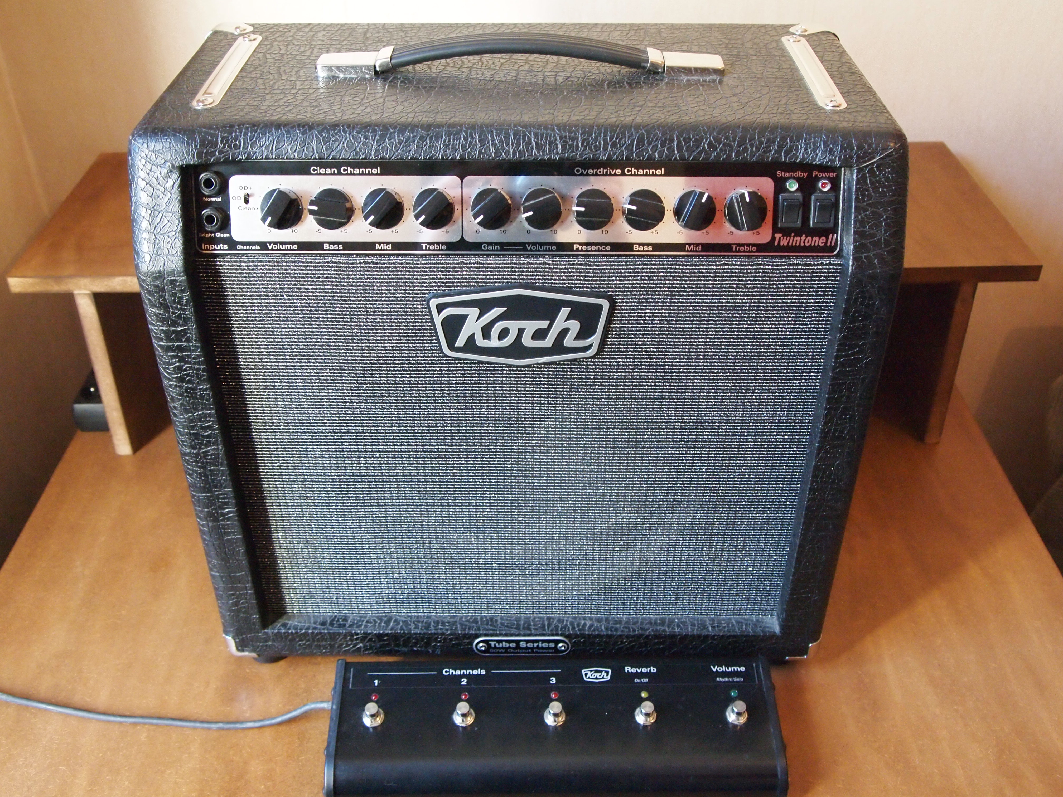 Koch Twintone II Combo