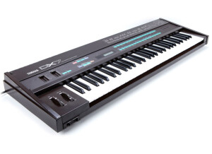 yamaha dx7 angle2