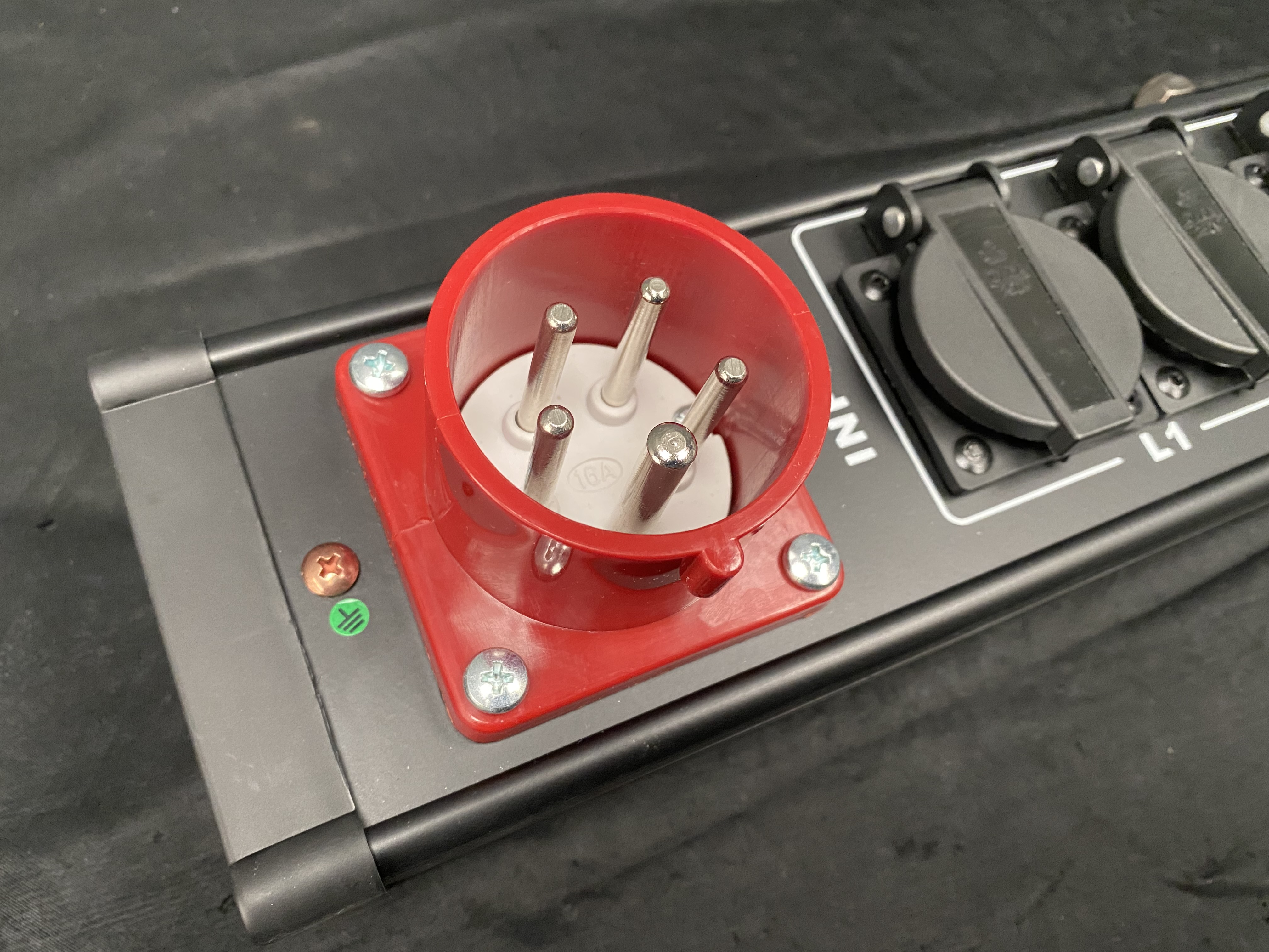 Showtec SHOWTEC BREAKOUT BAR 3 (54287)