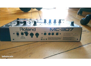Roland MC-307 (61079)
