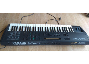 Yamaha V50 (2730)
