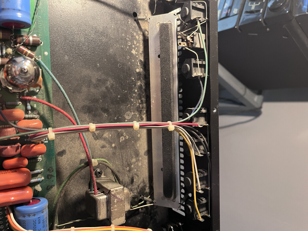 5695963.jpeg 5695963.jpeg