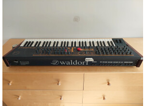 Waldorf Q (83490)