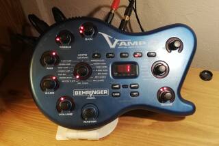 Behringer V-Amp 2