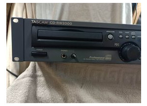 Tascam CD-RW2000 v3 (40199)