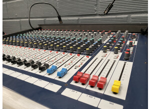 Soundcraft GB2 16 (5137)