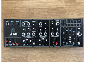 Behringer CAT Synthesizer (87870)