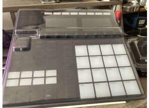 Native Instruments Maschine mk3 (12349)